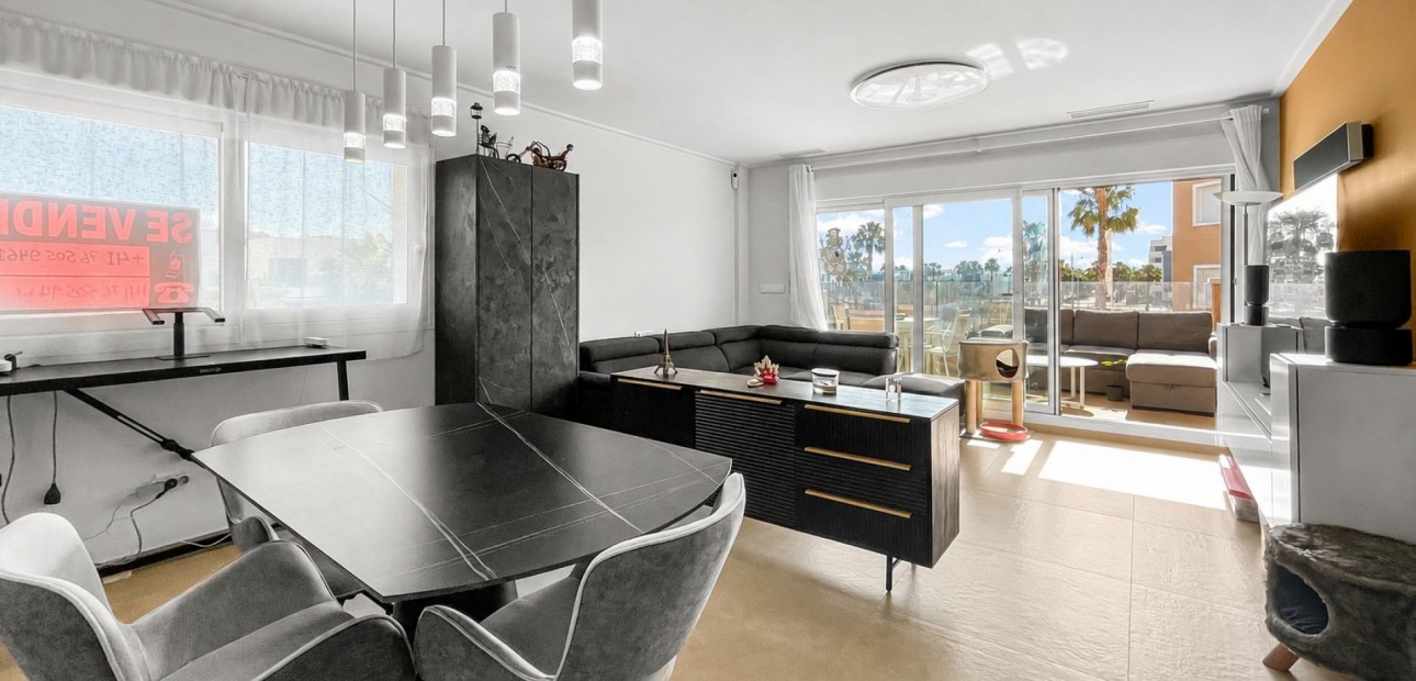 Venta - Apartamento / piso -
Guardamar del Segura - El Raso