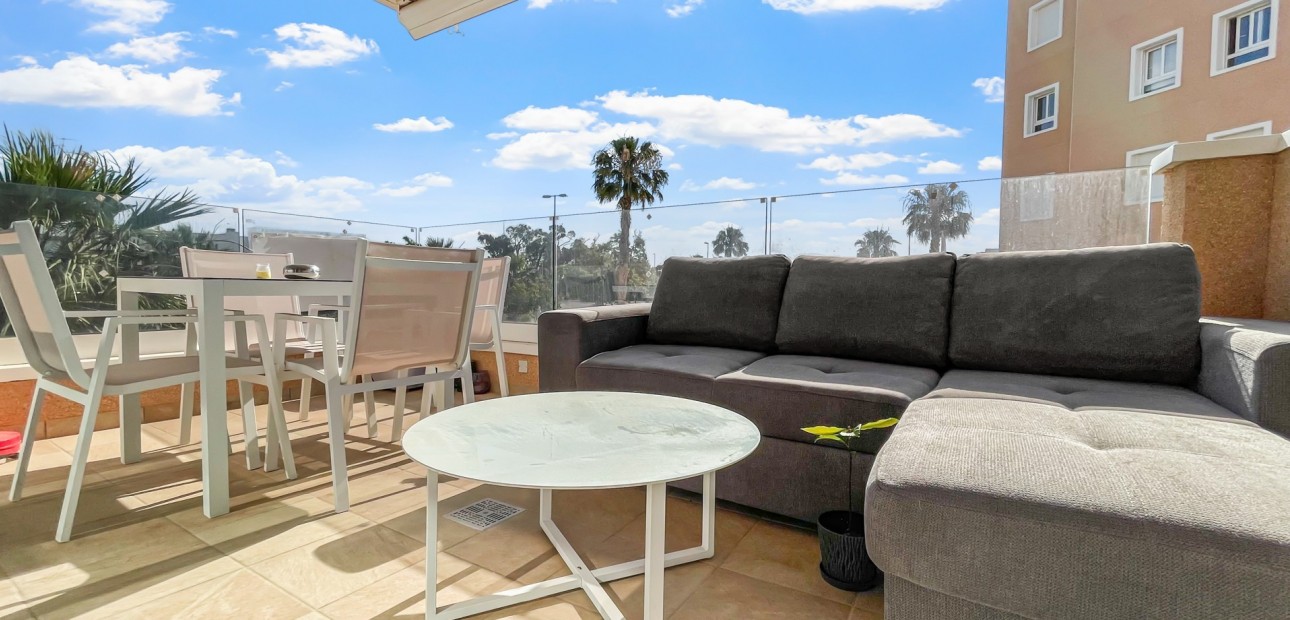 Venta - Apartamento / piso -
Guardamar del Segura - El Raso