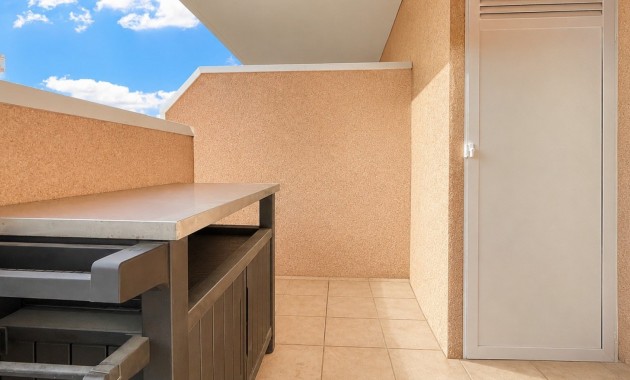 Venta - Apartamento / piso -
Guardamar del Segura - El Raso