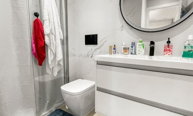 Venta - Apartamento / piso -
Guardamar del Segura - El Raso