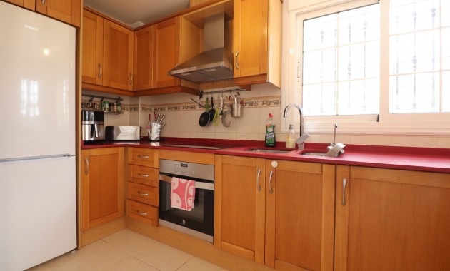 Venta - Semi Detached Villa -
Los Montesinos - La Herrada