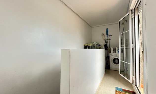Venta - Semi Detached Villa -
Los Montesinos - La Herrada
