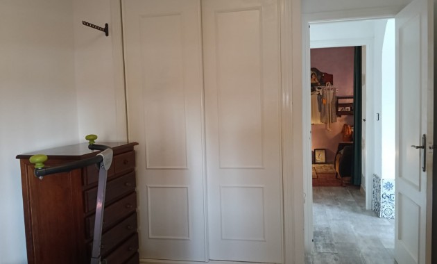 Venta - Apartamento / piso -
Los Montesinos - La Herrada