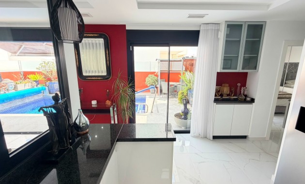 Venta - Detached Villa -
Los Montesinos - La Herrada