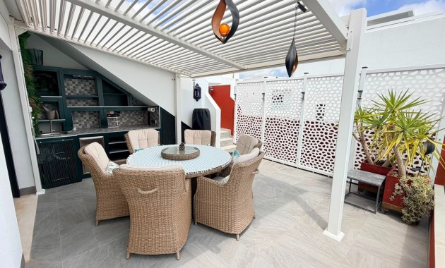 Venta - Detached Villa -
Los Montesinos - La Herrada
