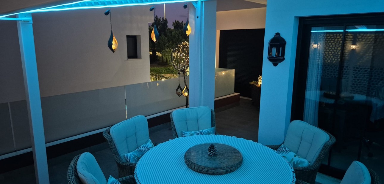 Venta - Detached Villa -
Los Montesinos - La Herrada
