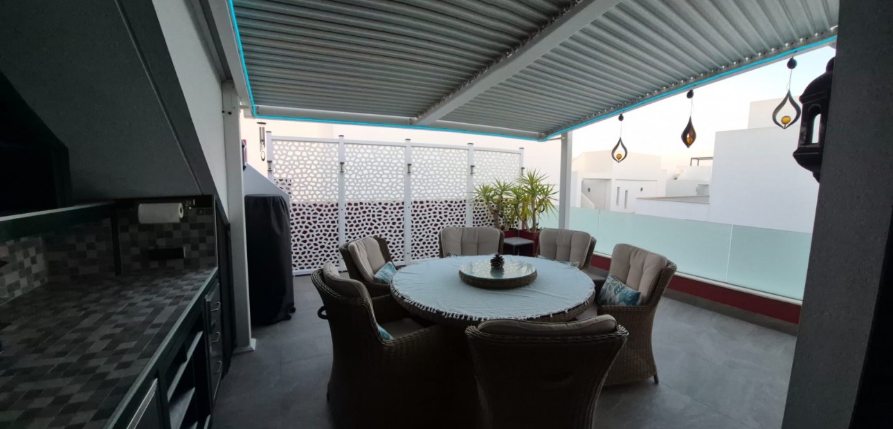 Venta - Detached Villa -
Los Montesinos - La Herrada
