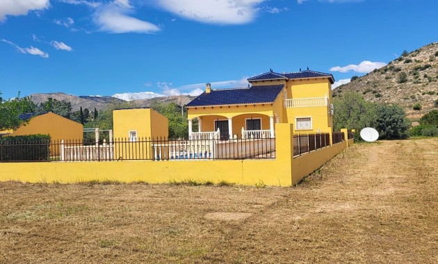 Venta - Country Property -
La Romana - La Romana - Country