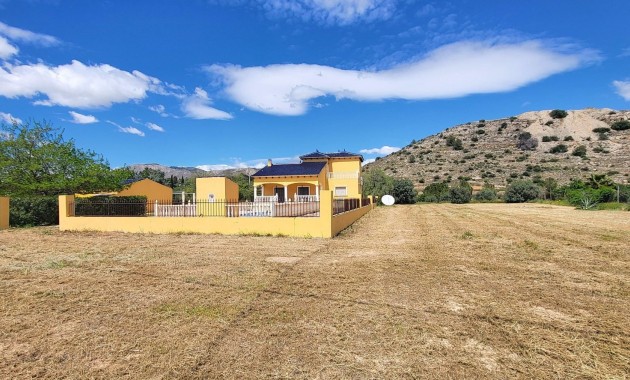 Venta - Country Property -
La Romana - La Romana - Country
