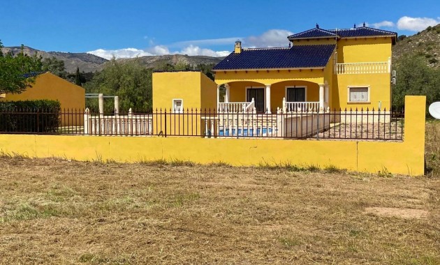 Venta - Country Property -
La Romana - La Romana - Country