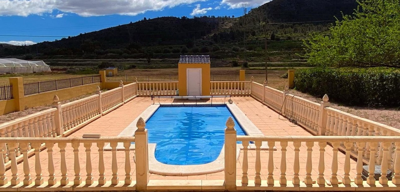 Venta - Country Property -
La Romana - La Romana - Country