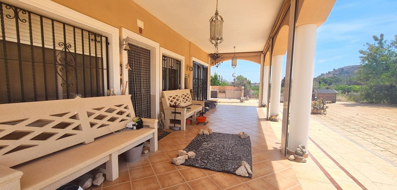 Venta - Country Property -
Hondon - Hondon de Las Nieves