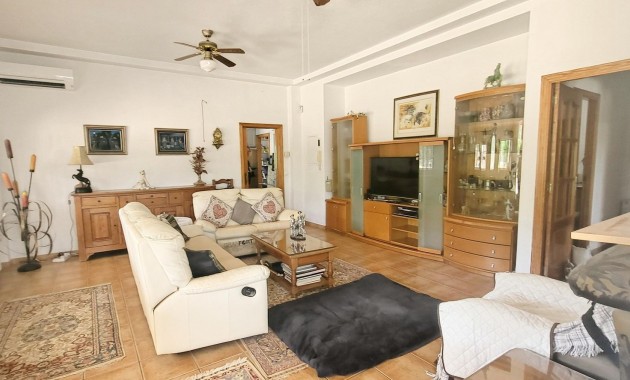Venta - Country Property -
Hondon - Hondon de Las Nieves