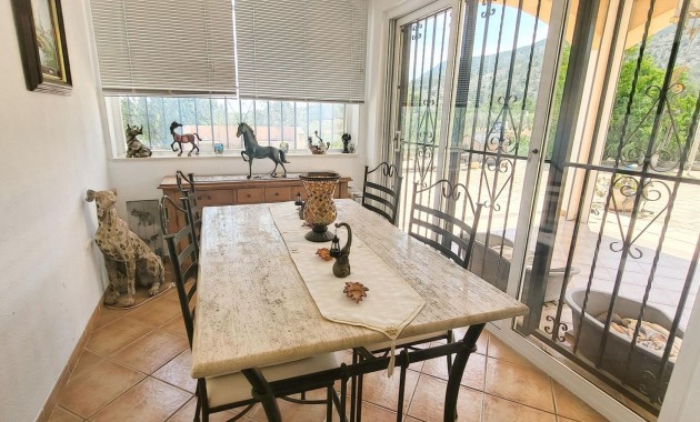 Venta - Country Property -
Hondon - Hondon de Las Nieves