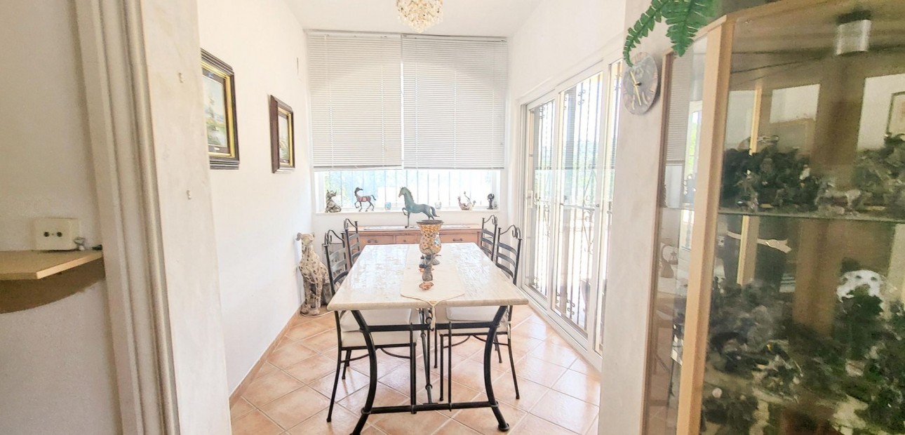 Venta - Country Property -
Hondon - Hondon de Las Nieves