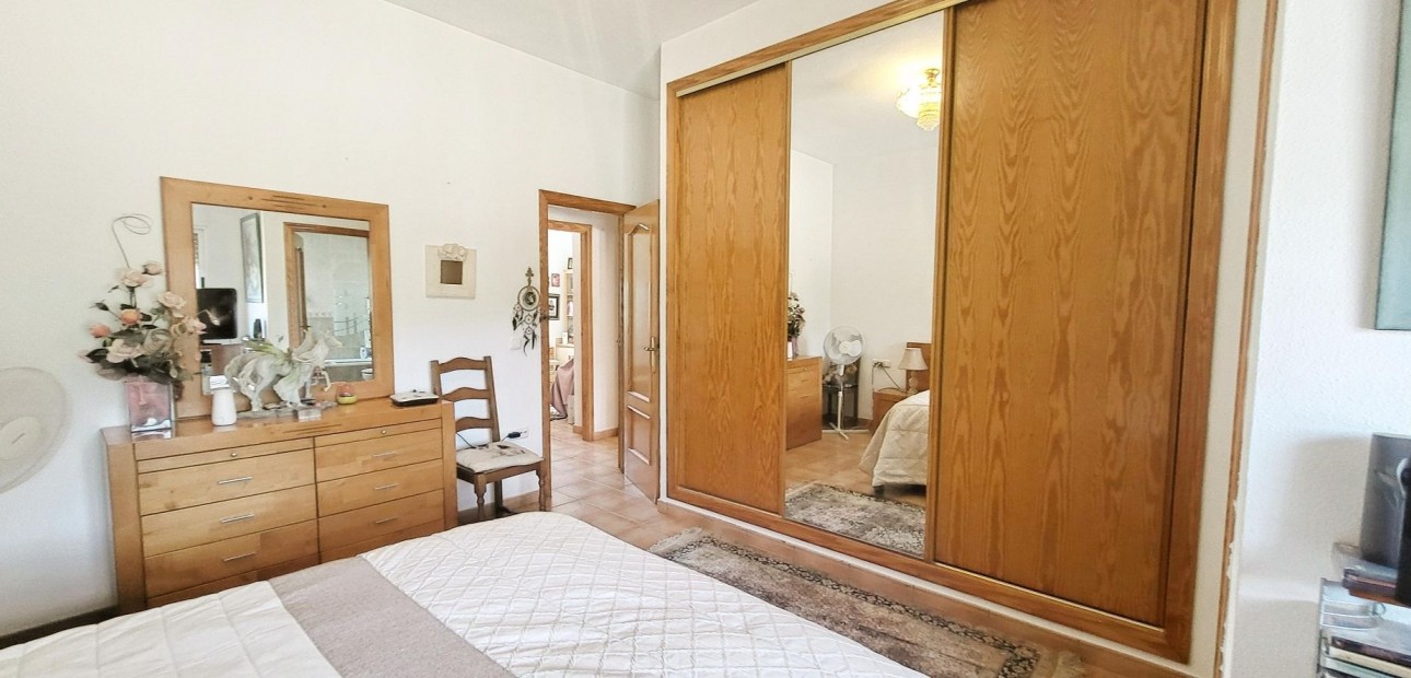 Venta - Country Property -
Hondon - Hondon de Las Nieves
