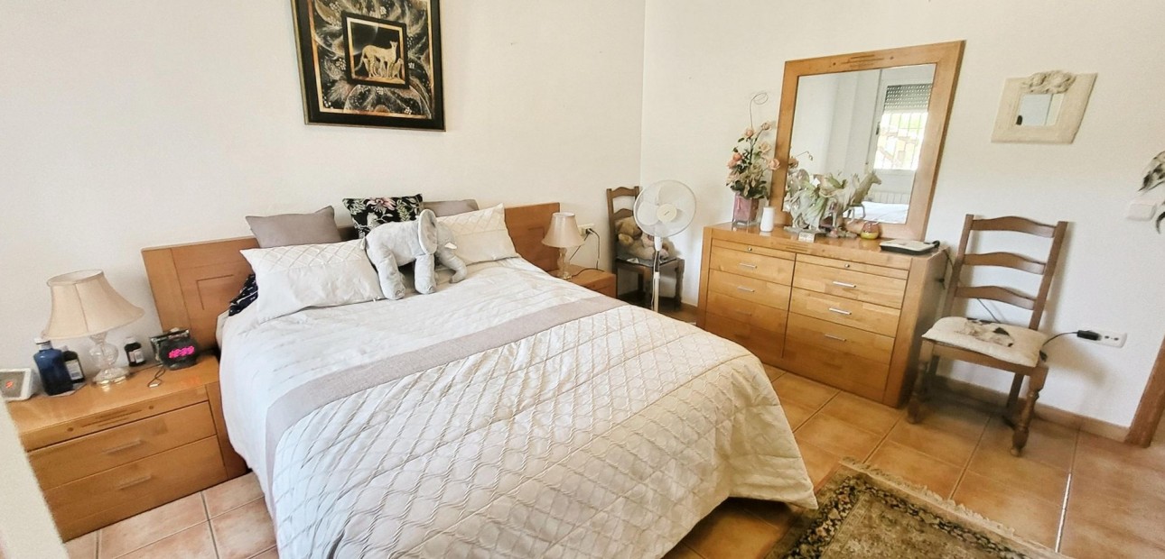 Venta - Country Property -
Hondon - Hondon de Las Nieves