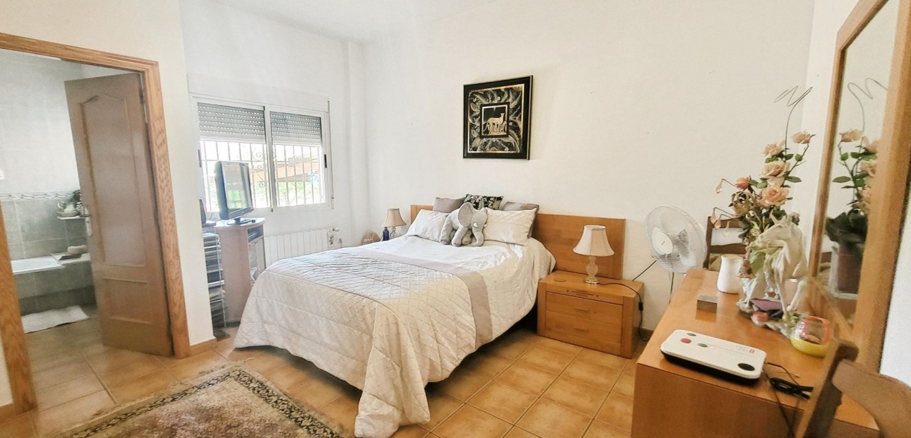 Venta - Country Property -
Hondon - Hondon de Las Nieves