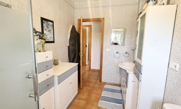 Venta - Country Property -
Hondon - Hondon de Las Nieves