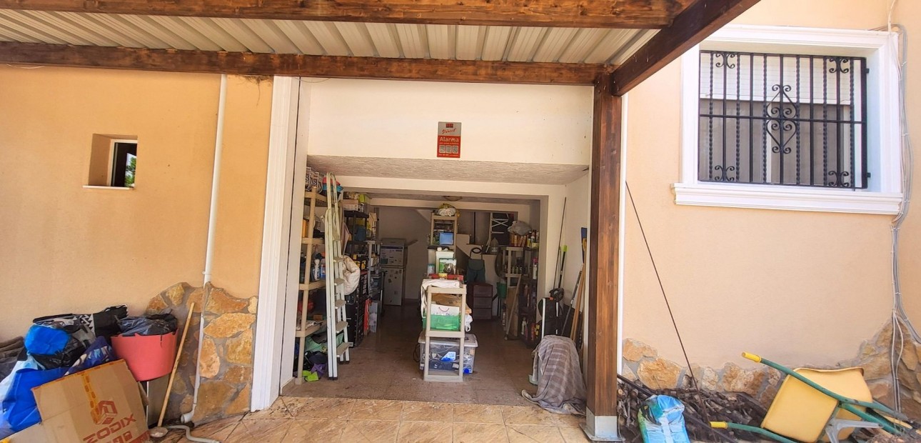 Venta - Country Property -
Hondon - Hondon de Las Nieves
