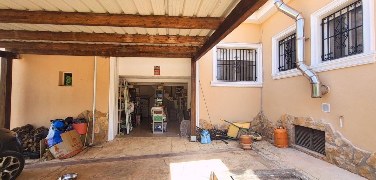 Venta - Country Property -
Hondon - Hondon de Las Nieves