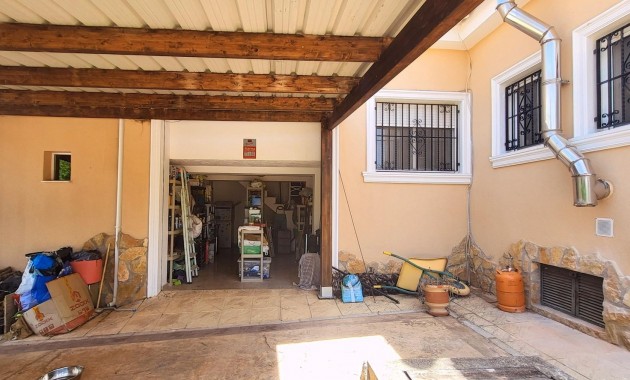Venta - Country Property -
Hondon - Hondon de Las Nieves