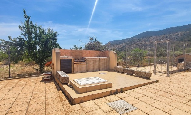 Venta - Country Property -
Hondon - Hondon de Las Nieves