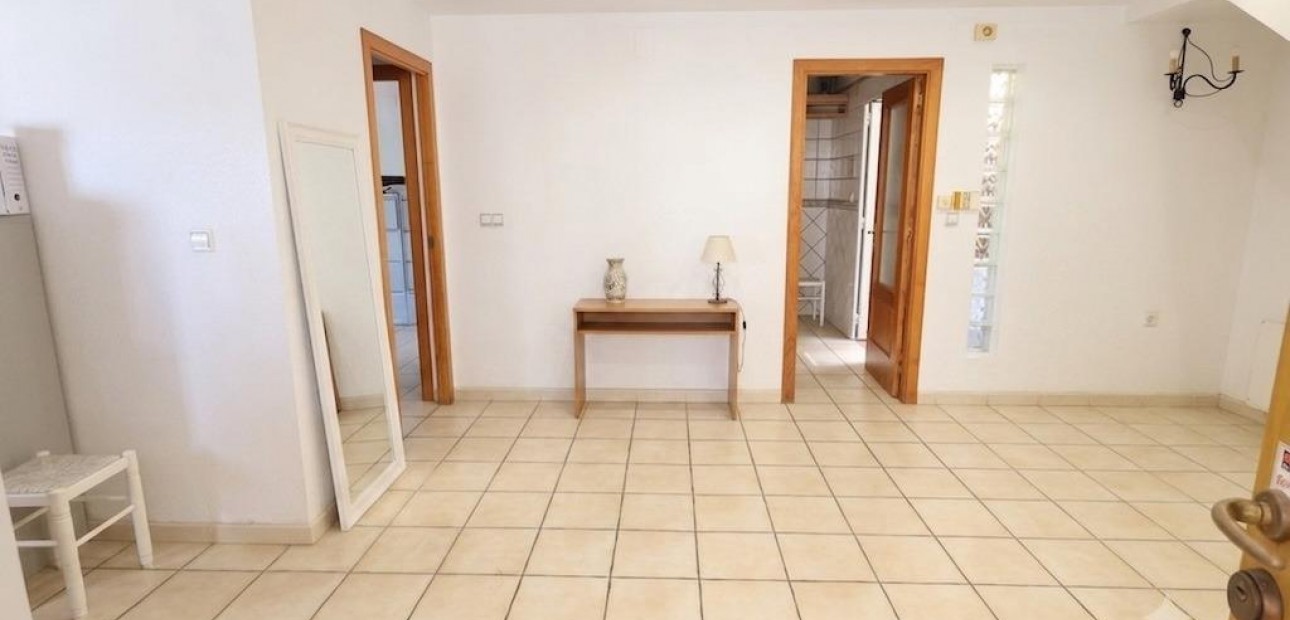Venta - Terraced house -
Torrevieja - Los balcones