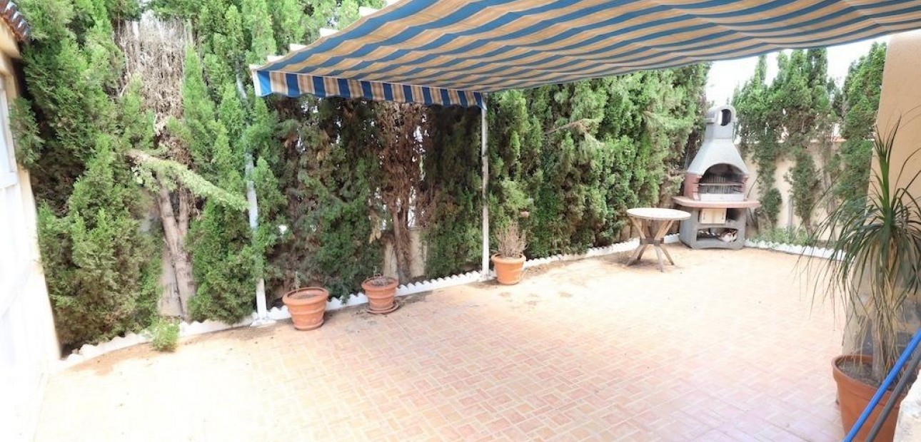 Venta - Terraced house -
Torrevieja - Los balcones
