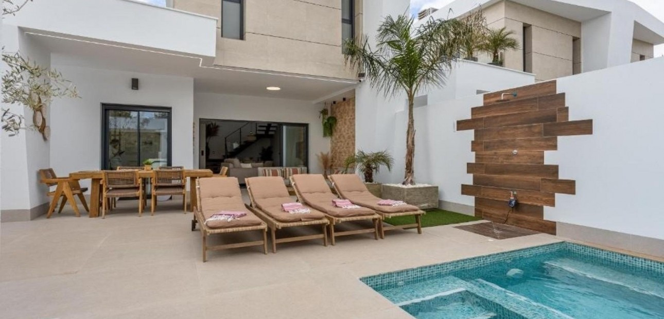 Venta - Villa -
Dolores - Comunidad valenciana