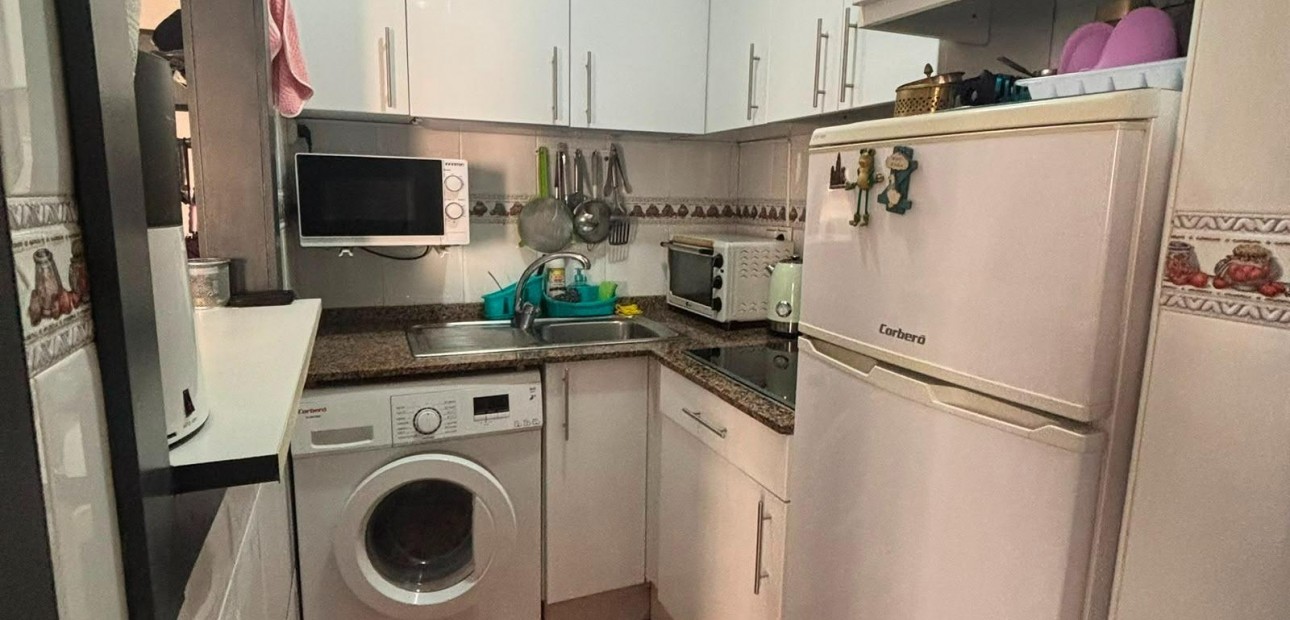 Venta - Apartamento / piso -
Torrevieja - Centro