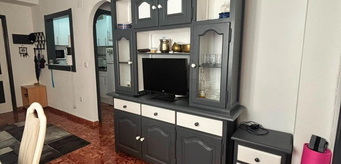 Venta - Apartamento / piso -
Torrevieja - Centro