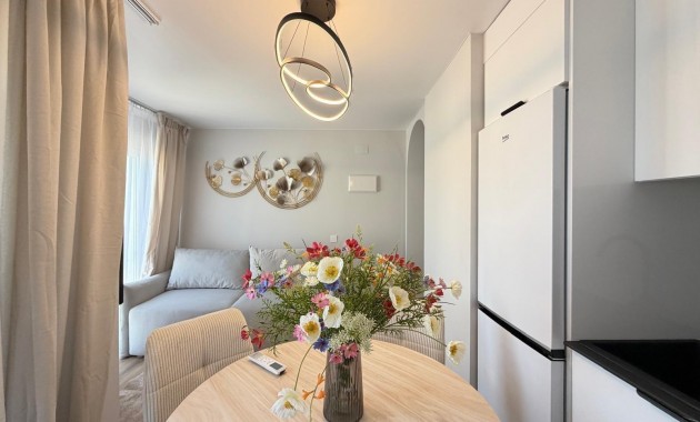 Venta - Apartamento / piso -
San Miguel de Salinas - 03193