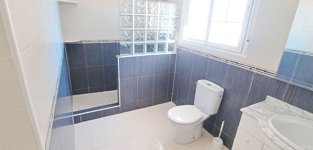 Venta - Country Property -
Catral - Catral - Country