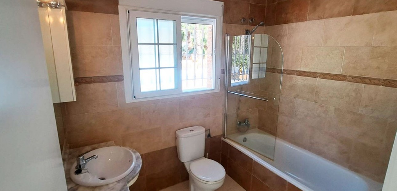 Venta - Country Property -
Catral - Catral - Country