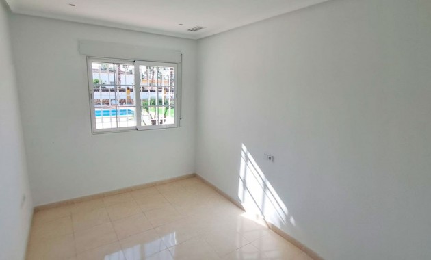 Venta - Country Property -
Catral - Catral - Country