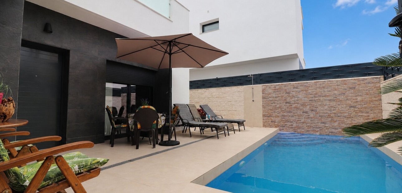 Venta - Detached Villa -
Benijofar - Benijofar - Village