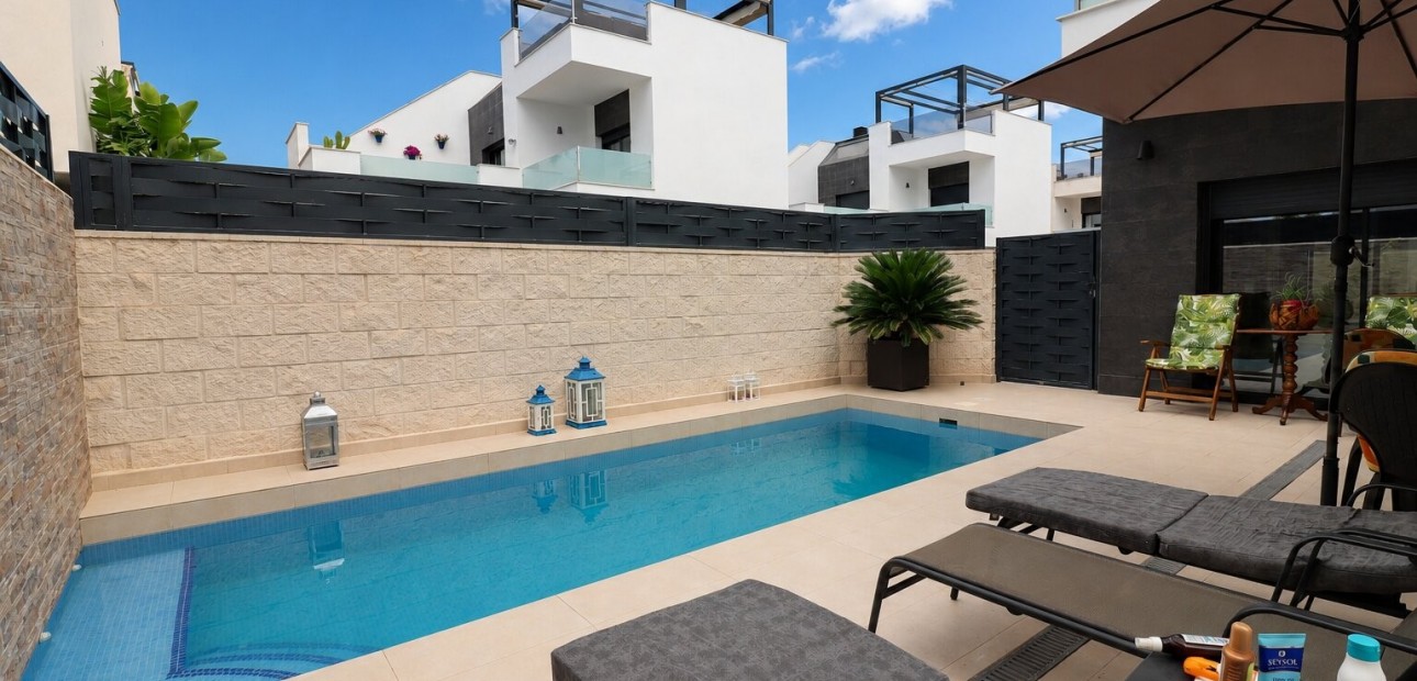 Venta - Detached Villa -
Benijofar - Benijofar - Village