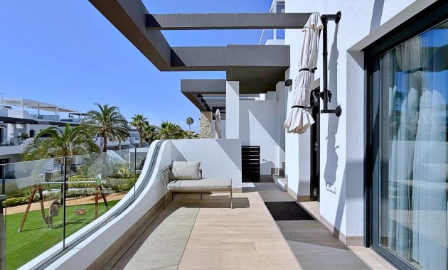 Venta - Apartamento / piso -
Orihuela Costa - Punta Prima