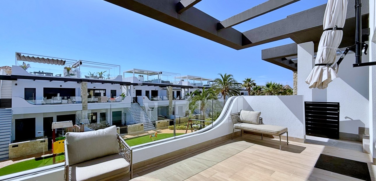 Venta - Apartamento / piso -
Orihuela Costa - Punta Prima