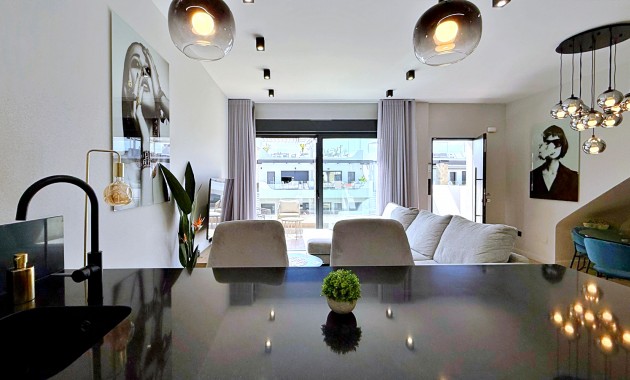 Venta - Apartamento / piso -
Orihuela Costa - Punta Prima
