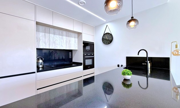 Venta - Apartamento / piso -
Orihuela Costa - Punta Prima