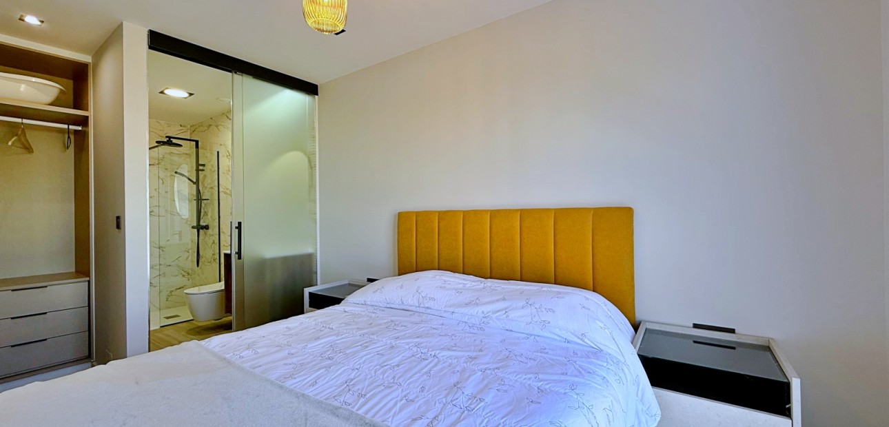Venta - Apartamento / piso -
Orihuela Costa - Punta Prima