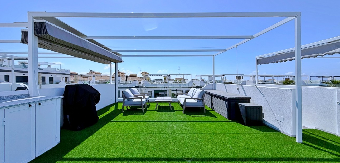 Venta - Apartamento / piso -
Orihuela Costa - Punta Prima