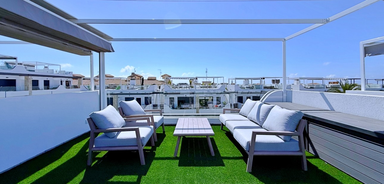 Venta - Apartamento / piso -
Orihuela Costa - Punta Prima