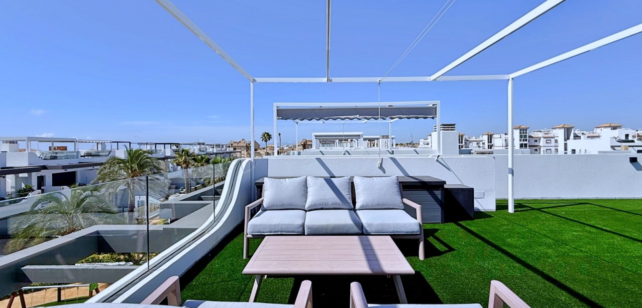 Venta - Apartamento / piso -
Orihuela Costa - Punta Prima