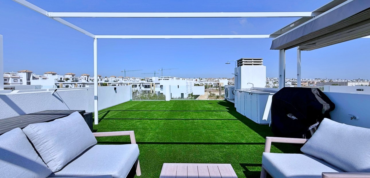 Venta - Apartamento / piso -
Orihuela Costa - Punta Prima