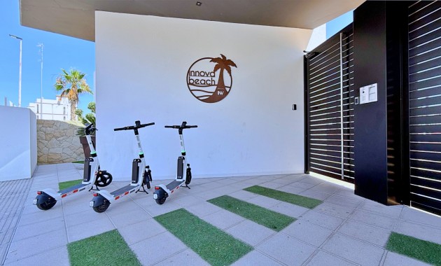 Venta - Apartamento / piso -
Orihuela Costa - Punta Prima