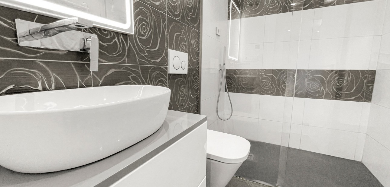Venta - Apartamento / piso -
Torrevieja - Torrevieja - Centre
