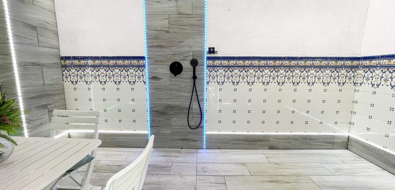 Venta - Apartamento / piso -
Torrevieja - Torrevieja - Centre